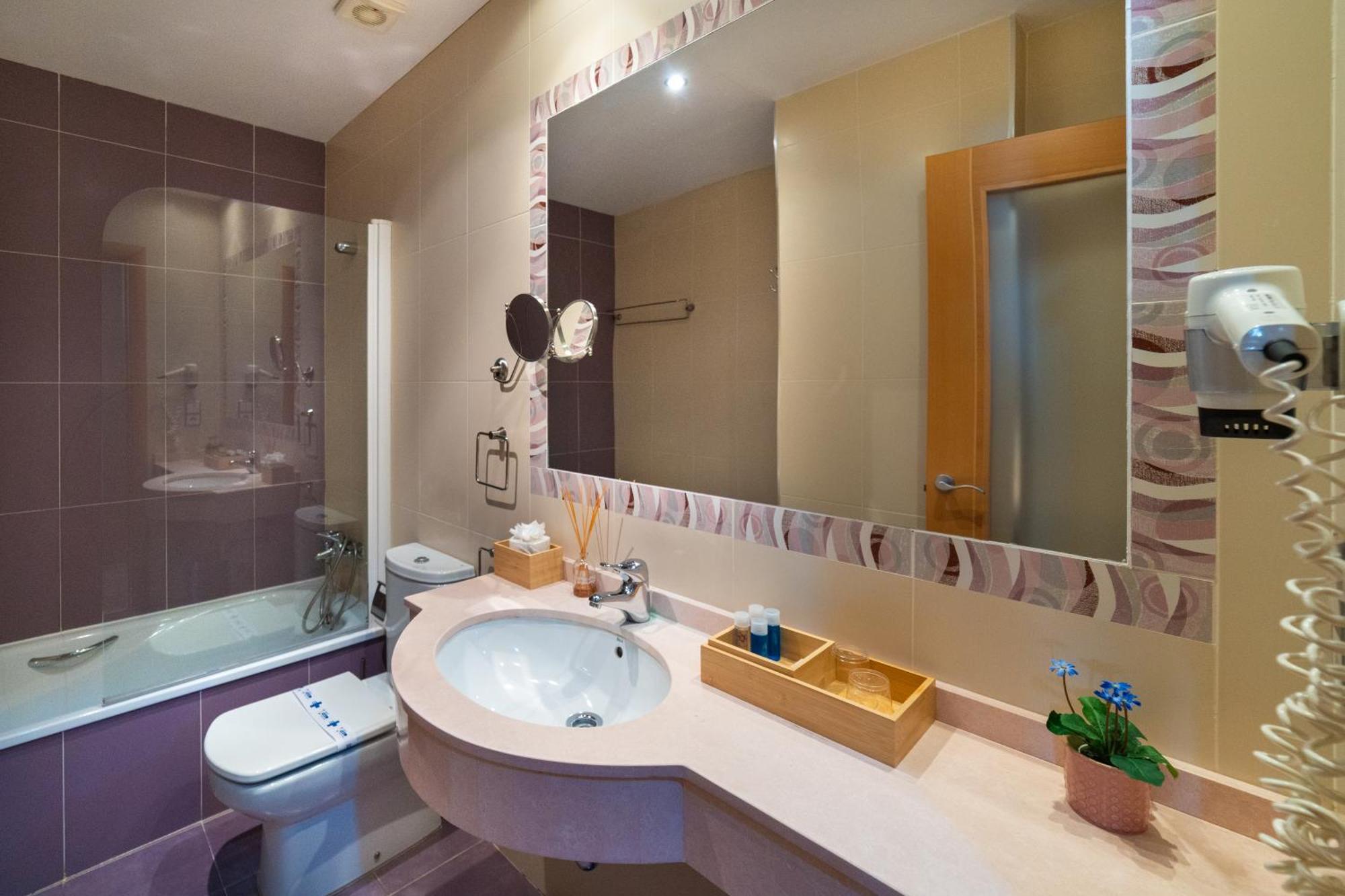 Hotel Puerta De カソルラ エクステリア 写真