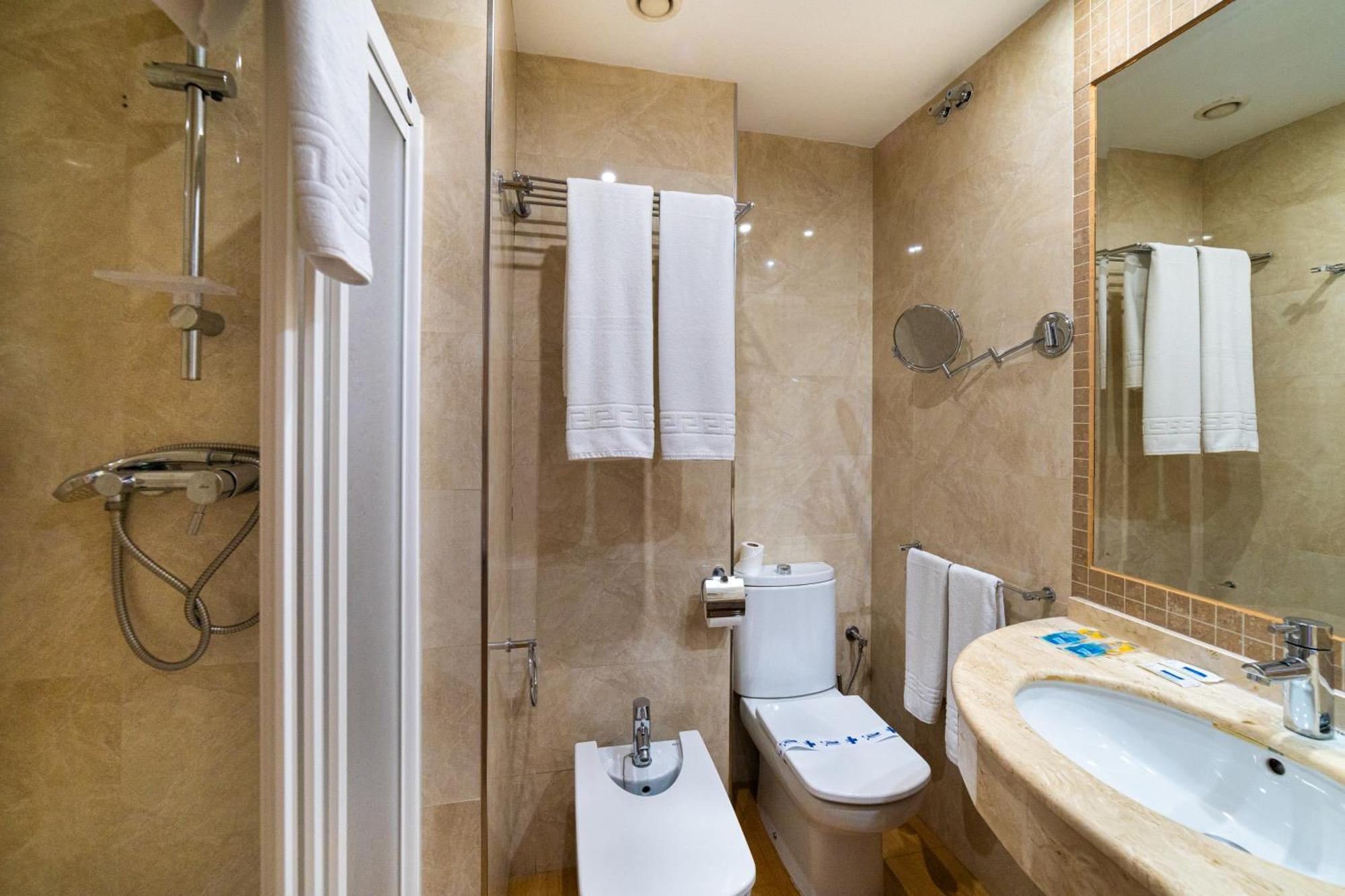 Hotel Puerta De カソルラ エクステリア 写真