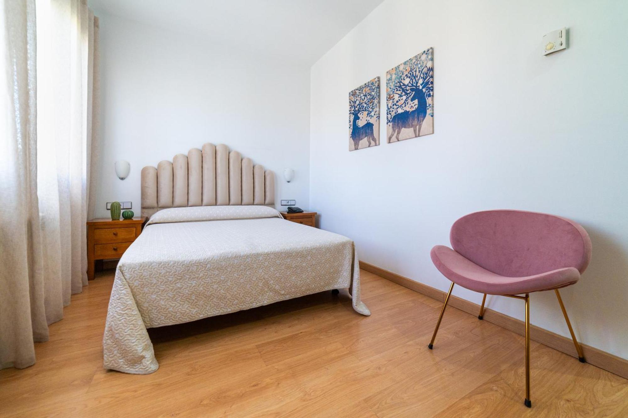 Hotel Puerta De カソルラ エクステリア 写真